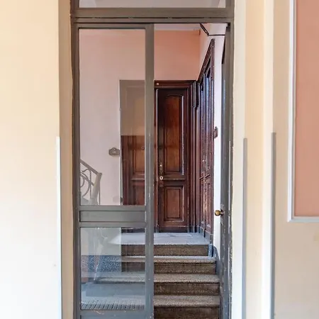 Apartment Oggi Ti Porto A By Happyhostorino Turin